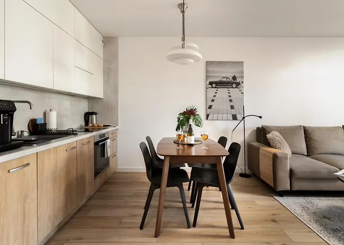 Z Jacuzzi & Sauna Chillout Lägenhet *